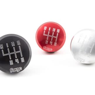 fitting perfectly in the hand for the short precise shifts.</p>