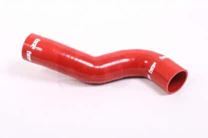 <p>This Forge Motorsport silicone inlet hose(aka Primary Induction Hose)&nbsp;is for the Ford Fiesta 1.0 Ecoboost. Not just a visual improvement to the engine bay but features a smooth internal bore offering less restriction than the OEM part. This hose is available in red