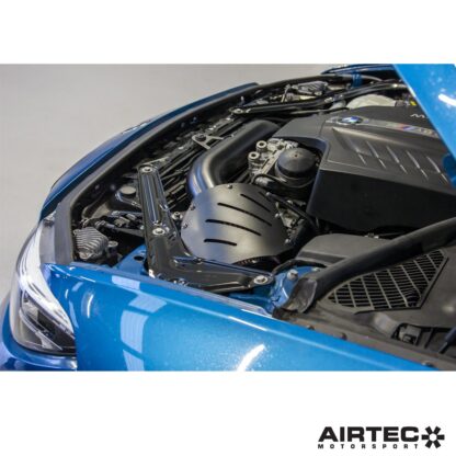 sound and aesthetics within the engine bay.Featuring a large cotton air filter