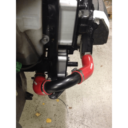 145 & 160bhp modelsThis intercooler will fit with the automatic paddle shift gearbox on the Fiat 500 Abarth.Dimensions:&nbsp;Height: 205mmWidth: 820mmDepth: 65mmCapacity: 10.9 litresFeatures:&nbsp; &nbsp; 60mm thick proven bar and plate core