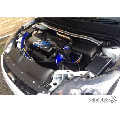 this currently only fits AIRTEC’s Group A induction kit.Kit includes:1x aluminium fabricated Air-Ram feed finished in Pro-Series satin black3x Billet aluminium spacers and stainless-steel fittingsOptional AIRTEC Motorsport RS slam panel that fits both pre-facelift and face lift modelsAIRTEC part no: ATMSFO45