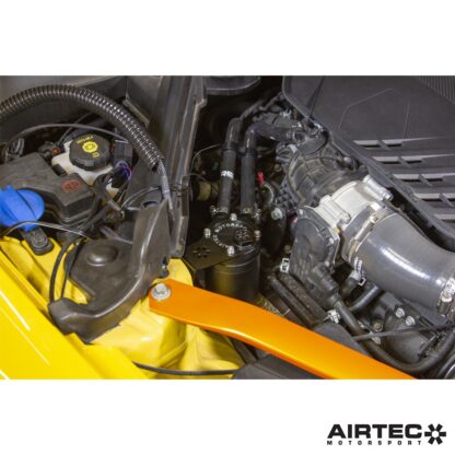 and detaches to allow easy maintenance. It comes with a comprehensive fitting kit that includes all fixtures and fittings