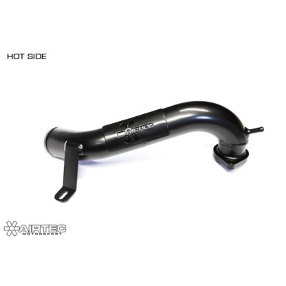 AIRTEC Motorsport hot side boost pipe for Renault Clio.Features of hot side:Designed to increase air flow with no kinks and a less restrictive pipe - To fit standard and AIRTEC intercooler kitsWill not fit with Ultra racing strut brace (Will require spacers)Only available in Pro-Series BlackAIRTEC Part No: ATMSREN1