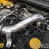 AIRTEC Motorsport hot side boost pipe for Renault Clio.Features of hot side:Designed to increase air flow with no kinks and a less restrictive pipe - To fit standard and AIRTEC intercooler kitsWill not fit with Ultra racing strut brace (Will require spacers)Only available in Pro-Series BlackAIRTEC Part No: ATMSREN1