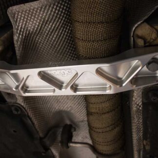 <p><strong><u>Mercedes GLA 250 – 2 Bolt underbody brace</u></strong></p>