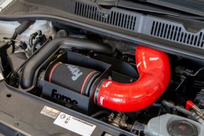 powder coated black for that OEM look and for a hard wearing finish. This has a dual purpose of protecting the &lt;a href=&quot;https://www.forgemotorsport.co.uk/Replacement_Filter_for_FMINDDS3__FMINDK15--product--1079.html&quot; target=&quot;_blank&quot;&gt;filter&lt;/a&gt;&nbsp;from heat soak. (A replacement filter for this kit can be found &lt;a href=&quot;https://www.forgemotorsport.co.uk/Replacement_Filter_for_FMINDDS3__FMINDK15--product--1079.html&quot; target=&quot;_blank&quot;&gt;here&lt;/a&gt;).&lt;/p&gt;