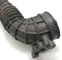 &lt;p&gt;The hose is only compatible with the VW Transporters that have the OEM hose Number:&nbsp;&lt;strong&gt;7E0129615P.&lt;/strong&gt;&lt;/p&gt;