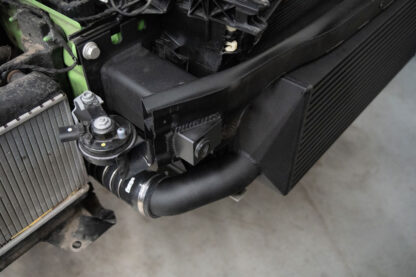 <li>Kit includes all necessary fittings and&nbsp;<a href="https://www.forgemotorsport.co.uk/?download_id=874" target="_blank">instructions</a>&nbsp;included</li>