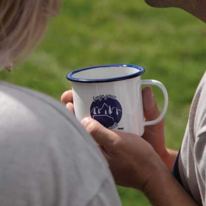 bearing the 'Forge your own path' outdoors logo on a white and blue accent mug you'd be silly not to use this mug with your favourite beverage of choice.</p>