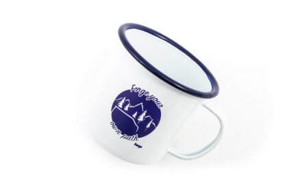 <p>This enamel mug is ideal for your outdoors adventures