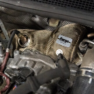<p>The Forge Motorsport <strong>FMTUBL15 </strong>has been designed specifically for the <strong>Renault Megane Mk2 & Mk3 R.S</strong> range stock turbo chargers. This turbo blanket replaces the primitive OE heat shield and is designed to further <strong>isolate the radiant heat produced by the turbocharger.</strong> The Forge turbo blanket also incorporates further protection to the engines down pipe. </p>