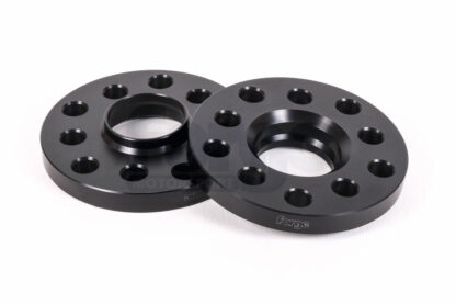 please ensure the spacer fits flat to the back of the wheel.&nbsp;Please also test for clearance after fitment at the wheel arch under full right and left wheel lock.&lt;/strong&gt;&lt;/p&gt;