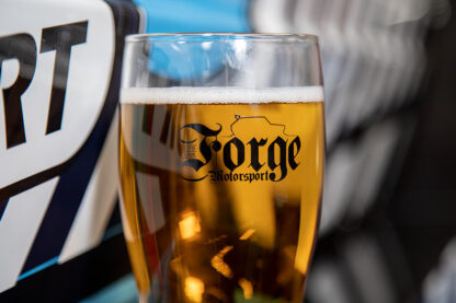 This official Forge Motorsport pint glass makes for a perfect pint for the beer lover. A no nonsense practical design