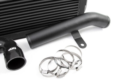 alongside Solidworks CAD and flow simulation design (Computational Fluid Dynamics CFD) we developed our high flow cast end tanks. The turbo side endtanks feature an internal divider to ensure the full volume of the stepped core is utilised.&nbsp;The bar and plate core has over 129% more volume and an increase of frontal surface area over 71% (over the stock cooler) meaning the Forge&nbsp;intercooler is the largest currently available on the market.&nbsp;To ensure we deliver optimum cooling efficiency