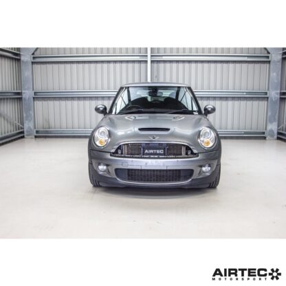 whilst integrating seamlessly with the car’s existing fixtures and fittings.The result is a comprehensive package that includes a tried-and-tested 13-row AIRTEC Motorsport oil cooler