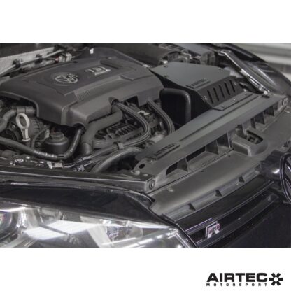 a replacement aluminium intake pipe and new air box enclosure to significantly improve the car’s breathing by increasing the amount of cold air it can take in