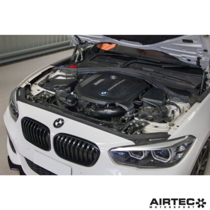whilst the other end features a machined flange that bolts to to the existing part to ensure perfect fitment.The comprehensive fitting kit includes a Pro Hoses silicone connector