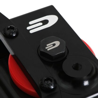 Bolts included with this product must be checked for tightness before installation.