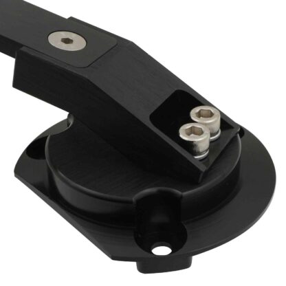 Please ensure the vehicle is parked on a level surface when installing this item