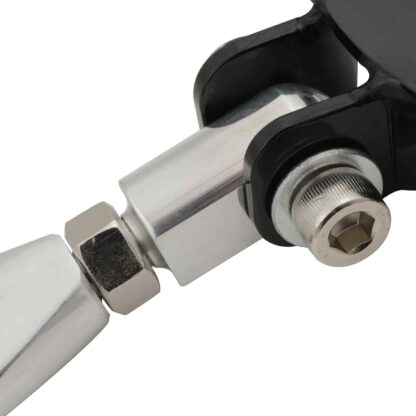 Designed to reduce chassis flex to improve steering response and stability