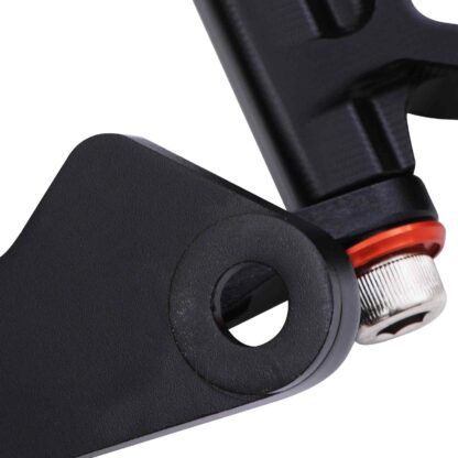 Designed to reduce chassis flex to improve steering response and stability