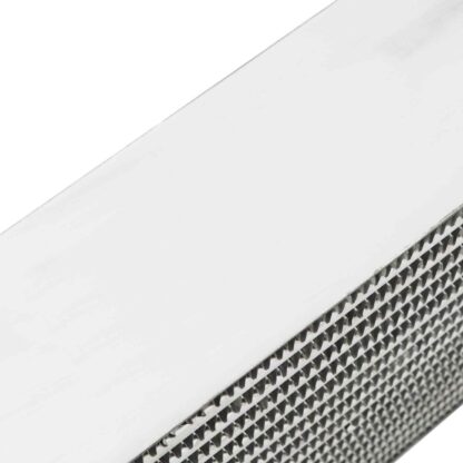 Aluminium bar and plate design intercooler core for additional core strength