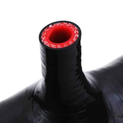 5mm wall thickness reinforced with 4 polyester / nomex mesh layers to withstand higher pressures than the original rubber hose