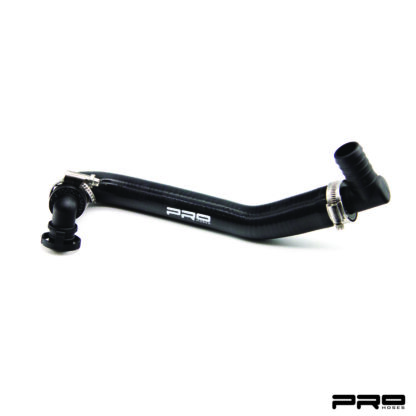 Designed specifically to allow the AIRTEC Motorsport Catch Can to be fitted with the AIRTEC Motorsport Intake Pipe. Made in high-quality Pro Hoses silicone (BLACK ONLY)