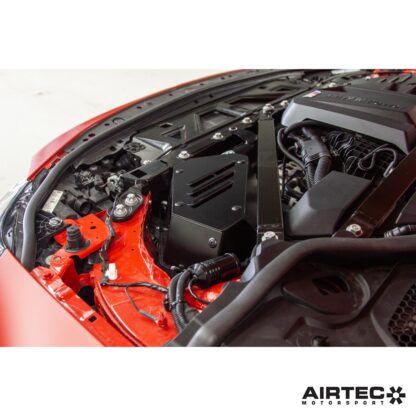 whilst the connectors are CNC-machined and allow the use of the original O-rings and tension clips. Using the original air box bases also allows the original rubber mountings to be retained