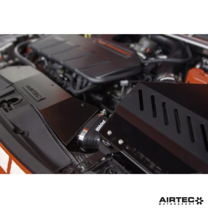 as well as detailed instructions. Features:Comprehensive induction kit designed specifically for the Mk4 Focus ST platformLarge cotton air filter for improved flow and increased performanceLaser cut enclosed shields help to ensure lower intake temperaturesFront intake directs constant feed of cold air to the filterImproved soundtrack and under bonnet aestheticsLong lasting