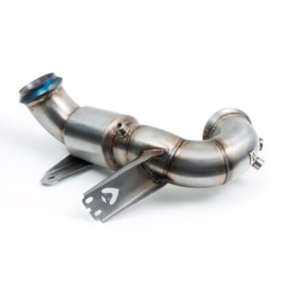 The sports cat option has been designed with a large bore 4.5 in/114.3mm catalyst to 3.5"/88.9mm pipeworkand fits from the turbo for an optimal flow of exhaust gases.