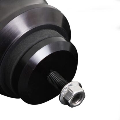 Bolts included with this product must be checked for tightness before installation.