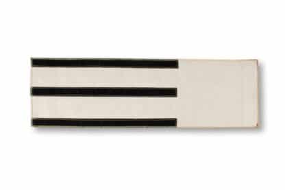 The protector comes in a universal sheet that measures 63cm x 18cm which can be trimmed to size to provide a perfect fit (as the one displayed in the product image). Three strips of velcro provide a locking force that will provide a strong fit around your starter.