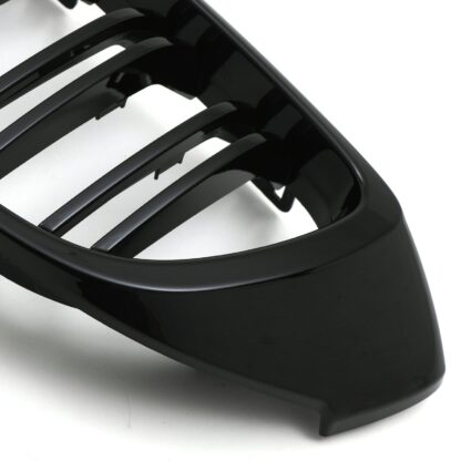 Double slat style kidney grilles