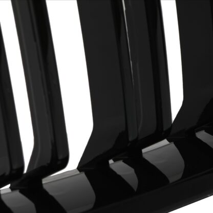 Double slat style kidney grilles