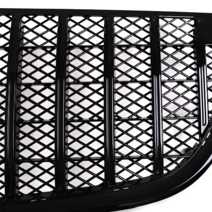Designed to accommodate the original Mercedes badge
