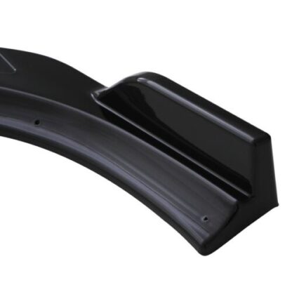 Designed to improve the Golf’s aerodynamics and looks