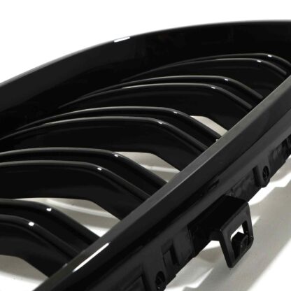 Instantly improves the appearance of your car