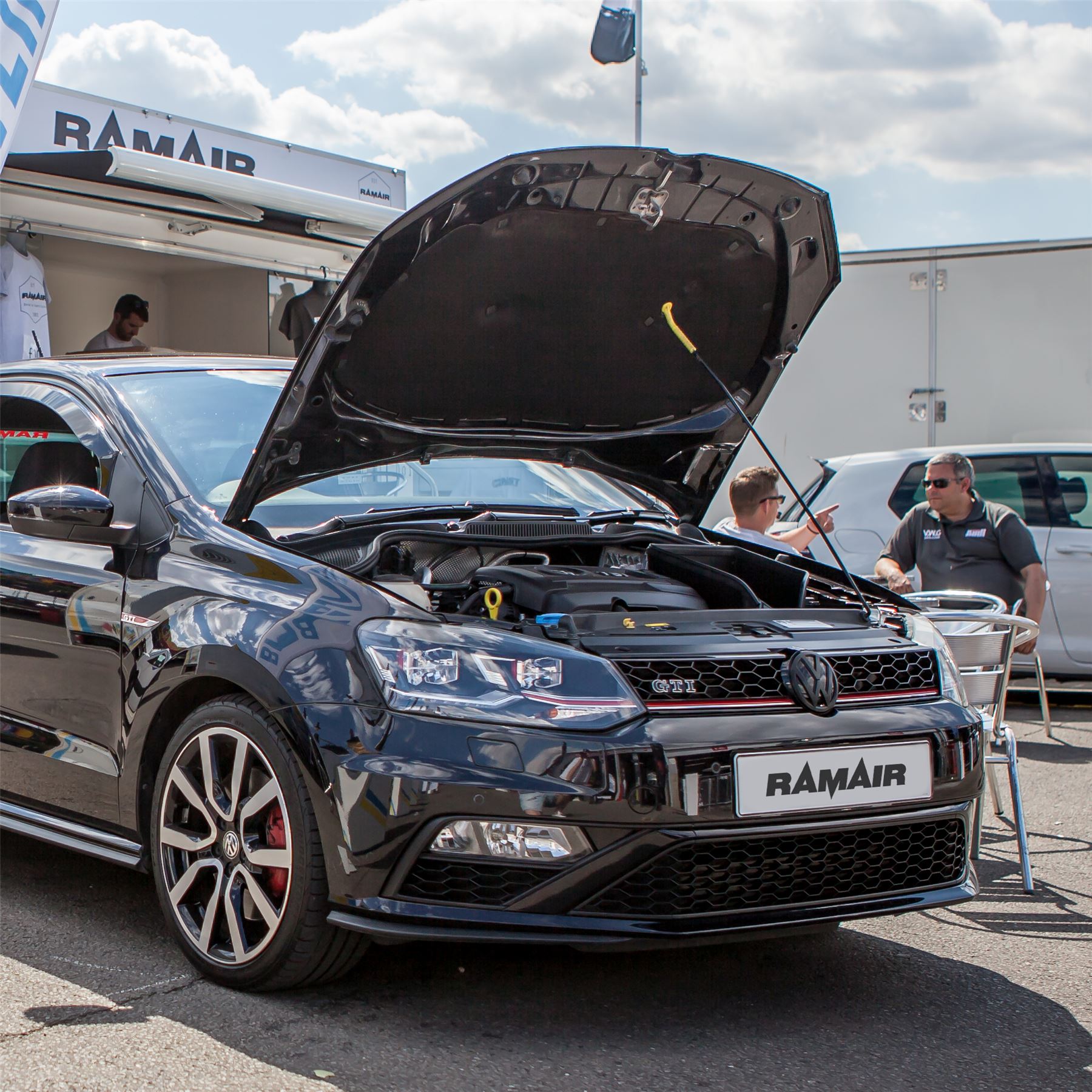 Audi A1 (8x) and Seat Ibiza Cupra (mkV) vehicles equipped with the 1.8tsi EA888 engine. Features  Comes with a two part filter heatshield Complete with every nut
