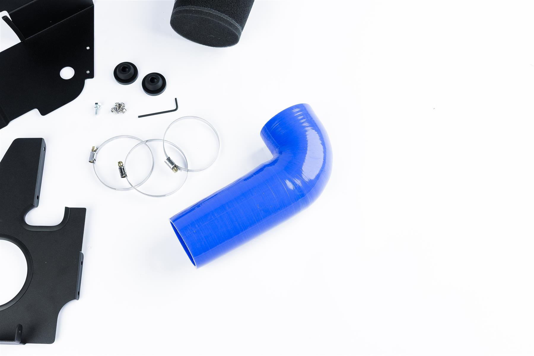 This Performance intake kit with blue silicone intake pipe is designed to fit Audi