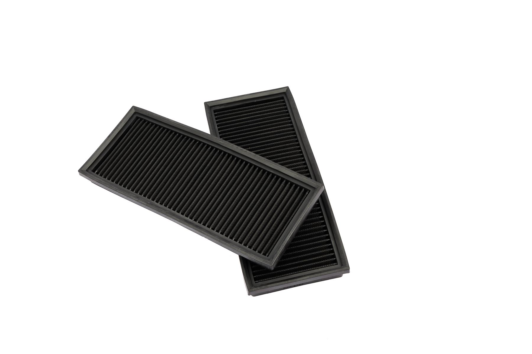 <p><em>This is a replacement panel filter for Mercedes. For a full list of fitments see compatibility chart.</em></p> <p><strong><em>Features</em></strong></p> <ul> <li><em>High flow
