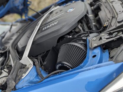 This performance intake kit is designed to fit BMW 140i
