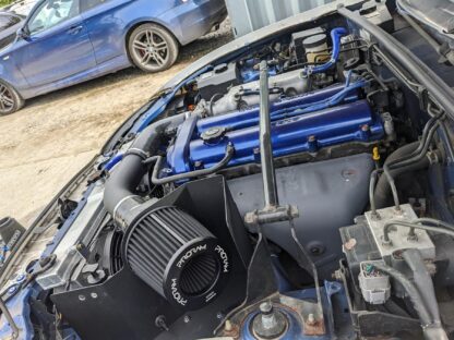 This performance intake kit is designed to fit the Mazda MX-5 1.6 & 1.8 NB Features  Improves performance and throttle response Enhanced induction and turbo sound Full fitting kit and instructions Easy to clean using our filter maintance kit - CK-003  What Does It Do? This performance intake kit allows improved air flow and sound over the standard restrictive factory equipment. What Will I Get? Ramair Filters utilise the top-quality components in all their kits see below for what this kit will include:  Black powder coated heat shield Black powder coated intake pipe Black silicone elbow and coupler  Ramair pleated air filter Full fitting kit with easy step by step instructions