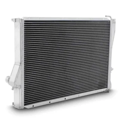 Please note – This item is supplied WITHOUT the header tank attached. There is an alternative item for these vehicles which includes the header tank as part of the item. Please check your OEM item to confirm which you require BEFORE purchasing.
