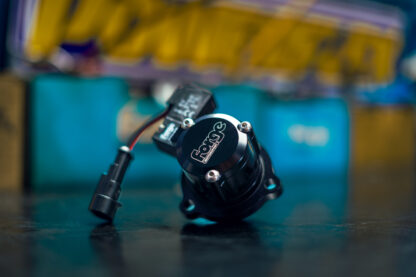 accommodating tight spaces and nearby components.</li>