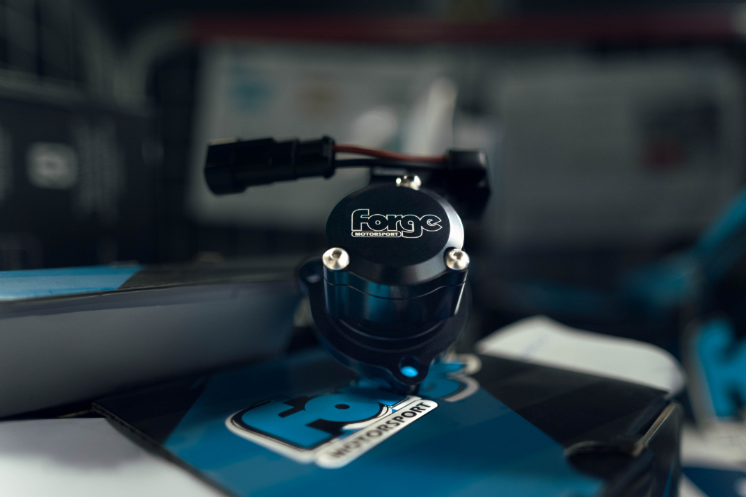 the E-DV ensures durability and performance.&lt;/li&gt;