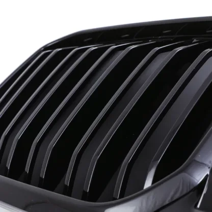 Instantly adds a touch of sportiness and aggression to your car’s front end