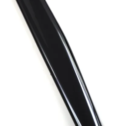 Finished in gloss black to accent your car's paintwork