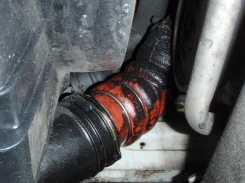 and oil corrosion at the turbo outlet juncture. </strong>CNC machined alloy couplers achieve a snug fit to complete another<strong> high quality</strong> Forge Motorsport product.</p>