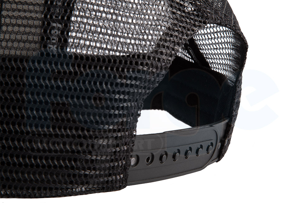 <p><span style="color:#000000;">Simple in design